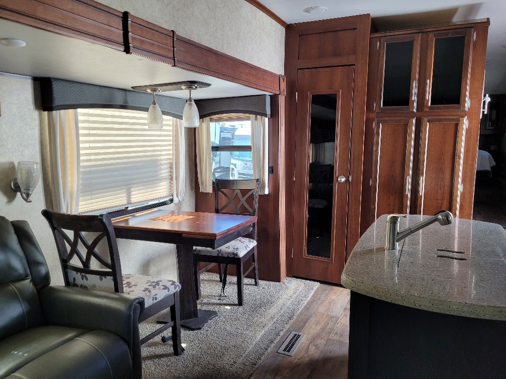 2017 Jayco Eagle HT 28.5RSTS - Image 10
