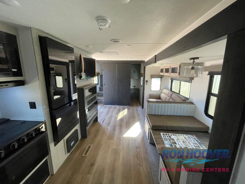 2026 PALOMINO 337BH - Image 7