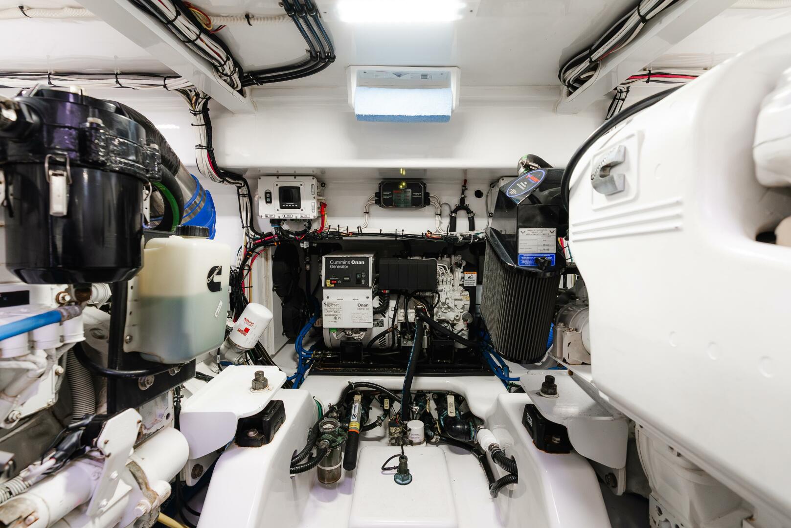 2019 Custom Carolina Daniels Express Sportfish - Image 32