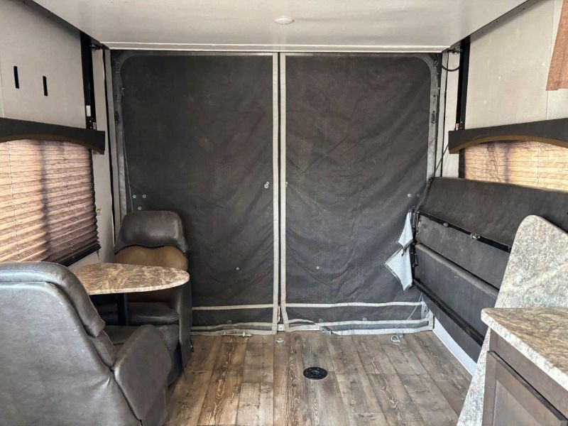 2019 Forest River Sandstorm T220 - Image 9