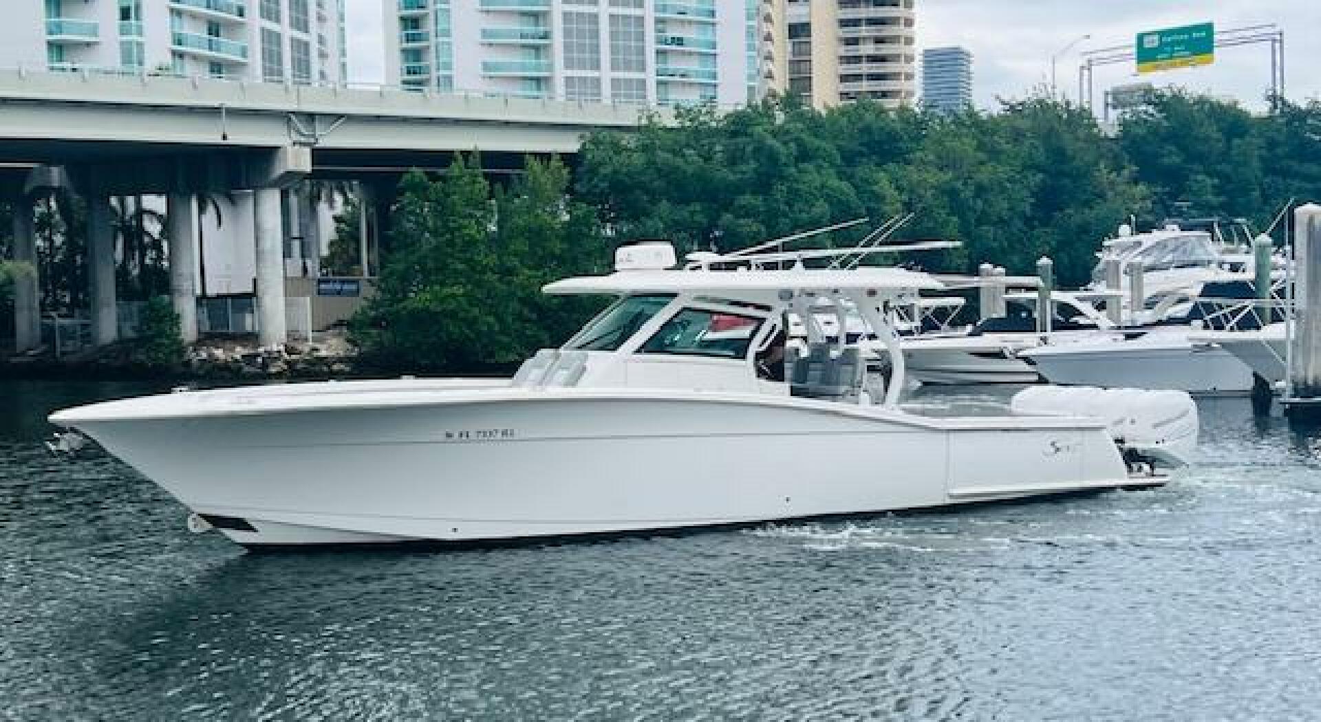 2018 Scout 380 LXF - Image 1