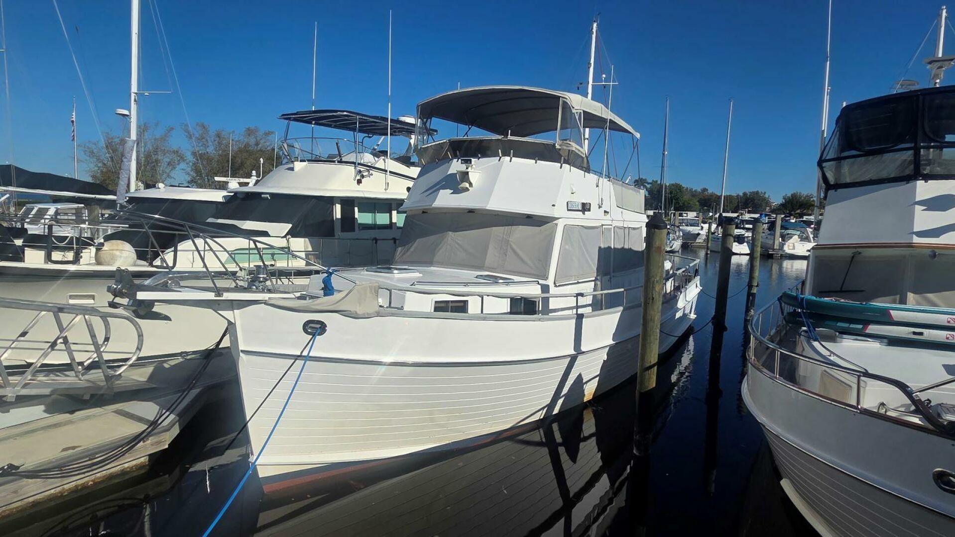 1997 Grand Banks 49 Classic - Image 4