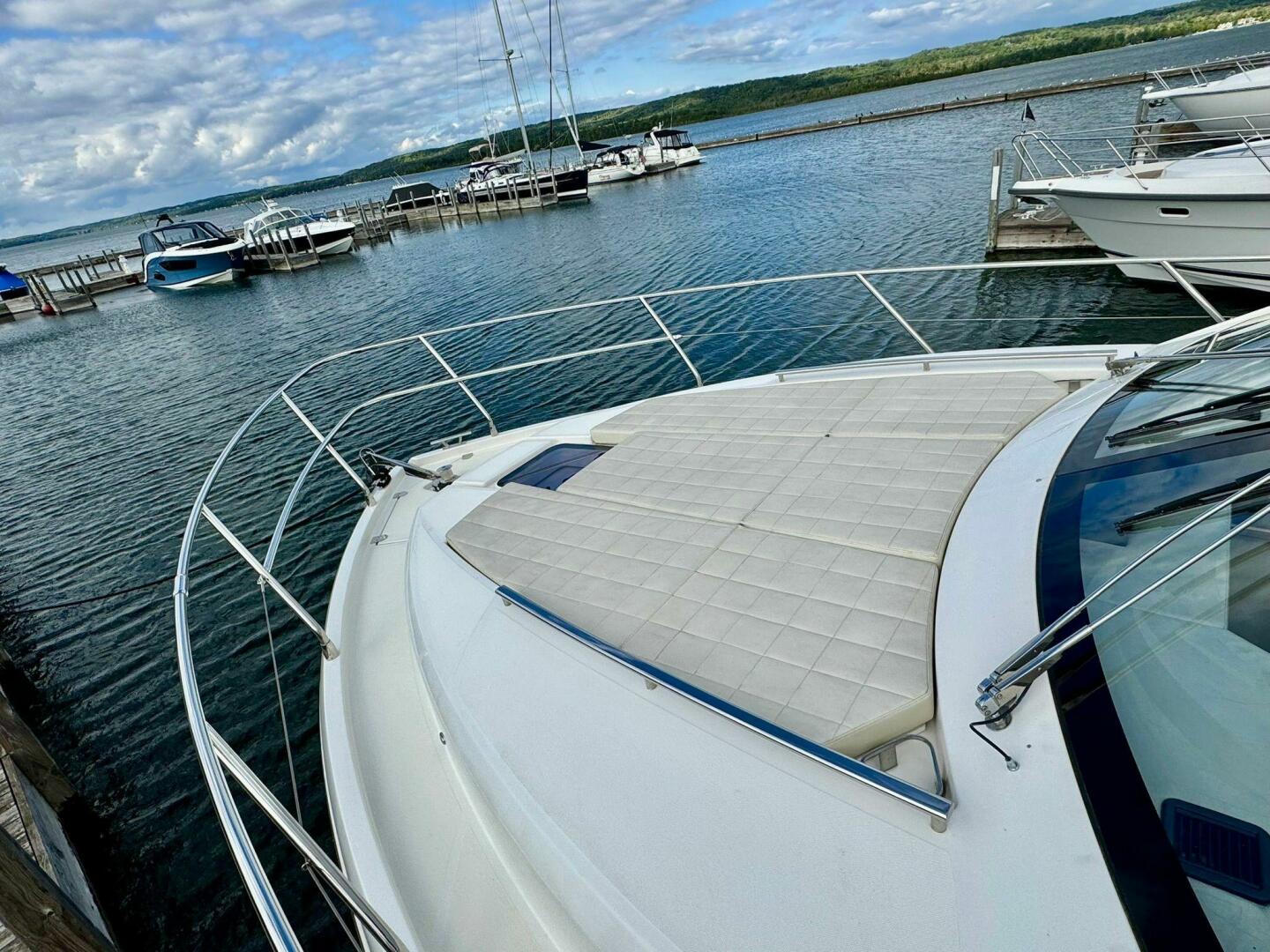 2016 Absolute 45 Sport Yacht - Image 32