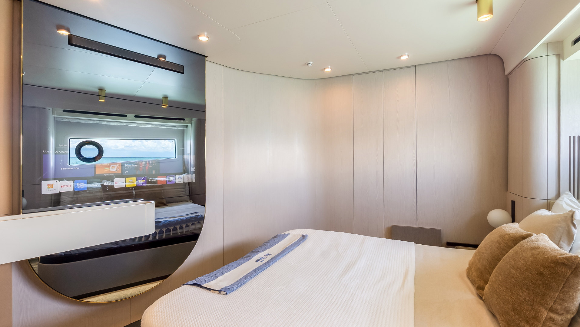 2025 Azimut 78 FLY - Image 40