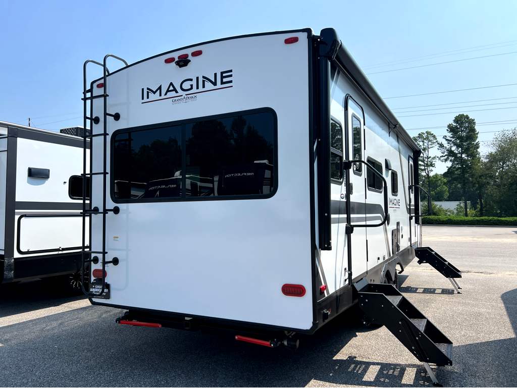 2027 GRAND DESIGN IMAGINE 2500RL - Image 4