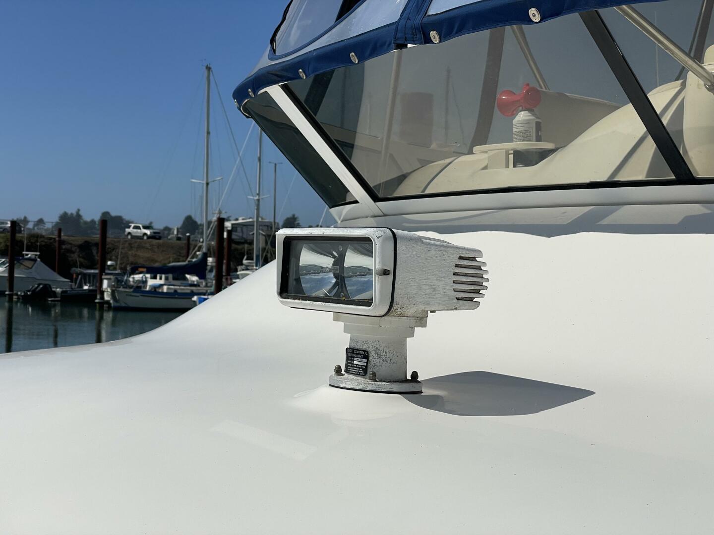 2000 Sea Ray 400 Sedan Bridge - Image 11