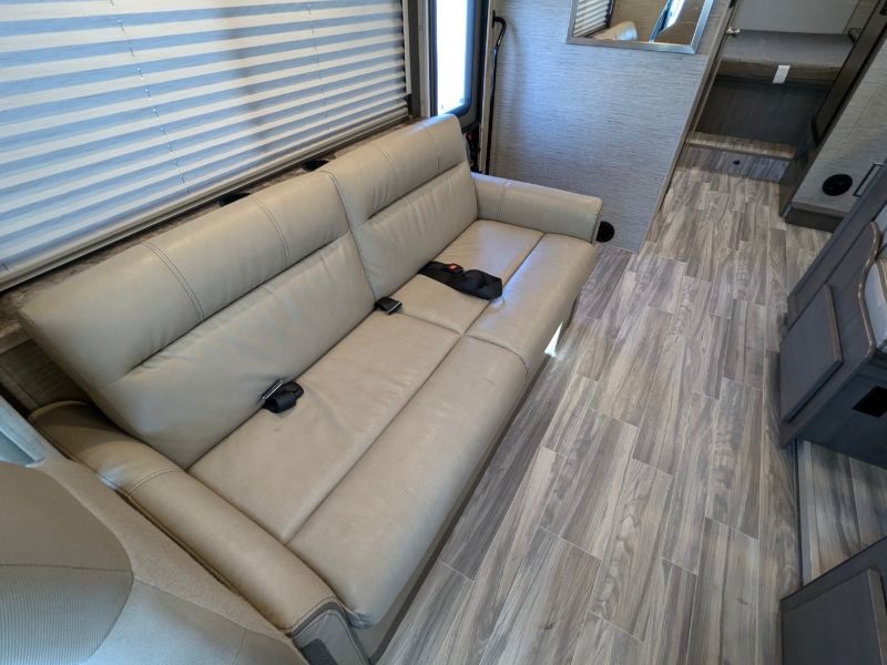 2024 Thor Motor Coach Four Winds 28Z - Image 10