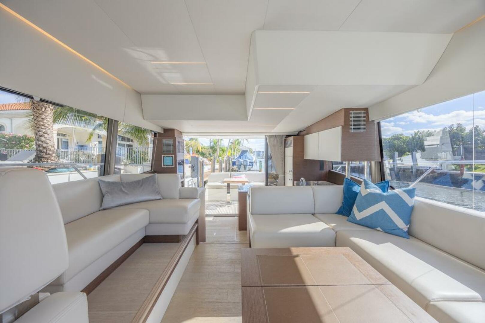 2021 Prestige 520 Flybridge - Image 34