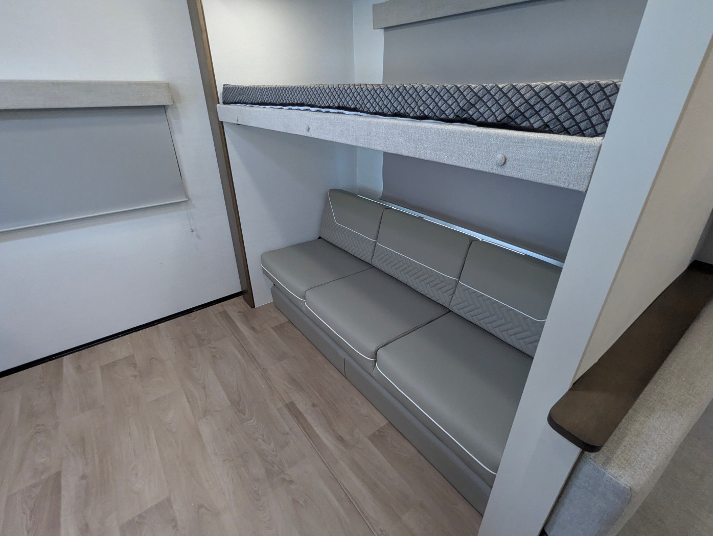 2027 Alliance RV Avenue 30BH - Image 44