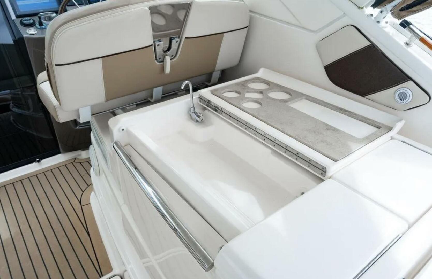 2013 Tiara Yachts 36 Coronet - Image 18