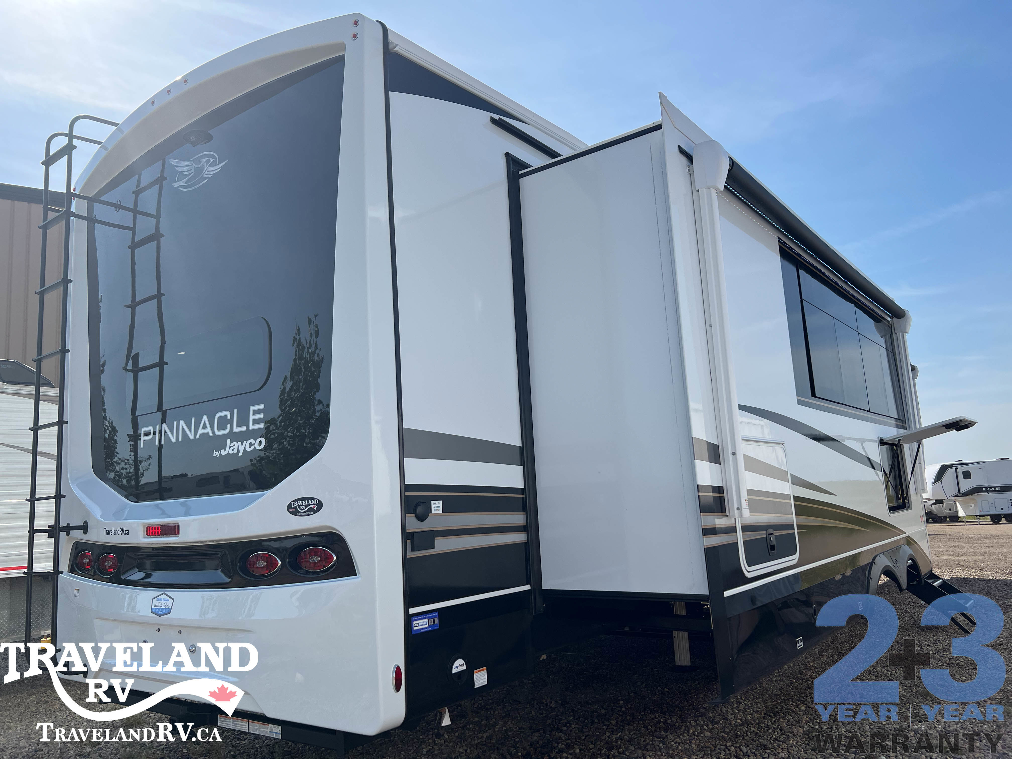 2026 Jayco Pinnacle 38FBRK - Image 5