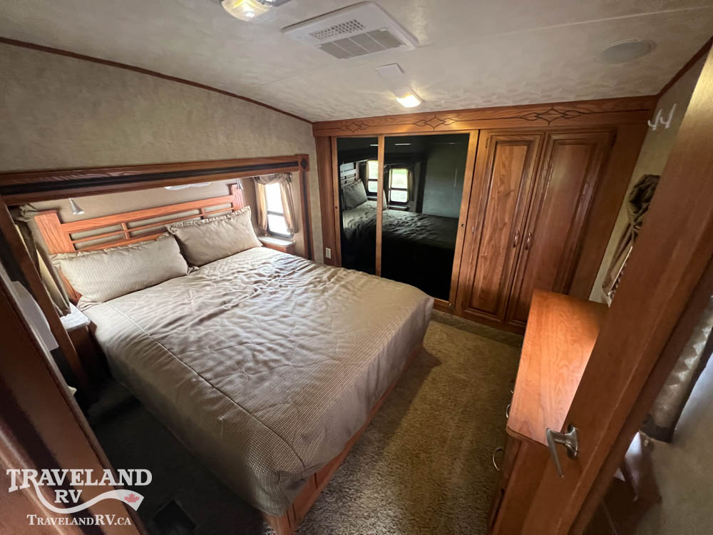2014 FOREST RIVER SABRE 34REQS-6 - Image 19
