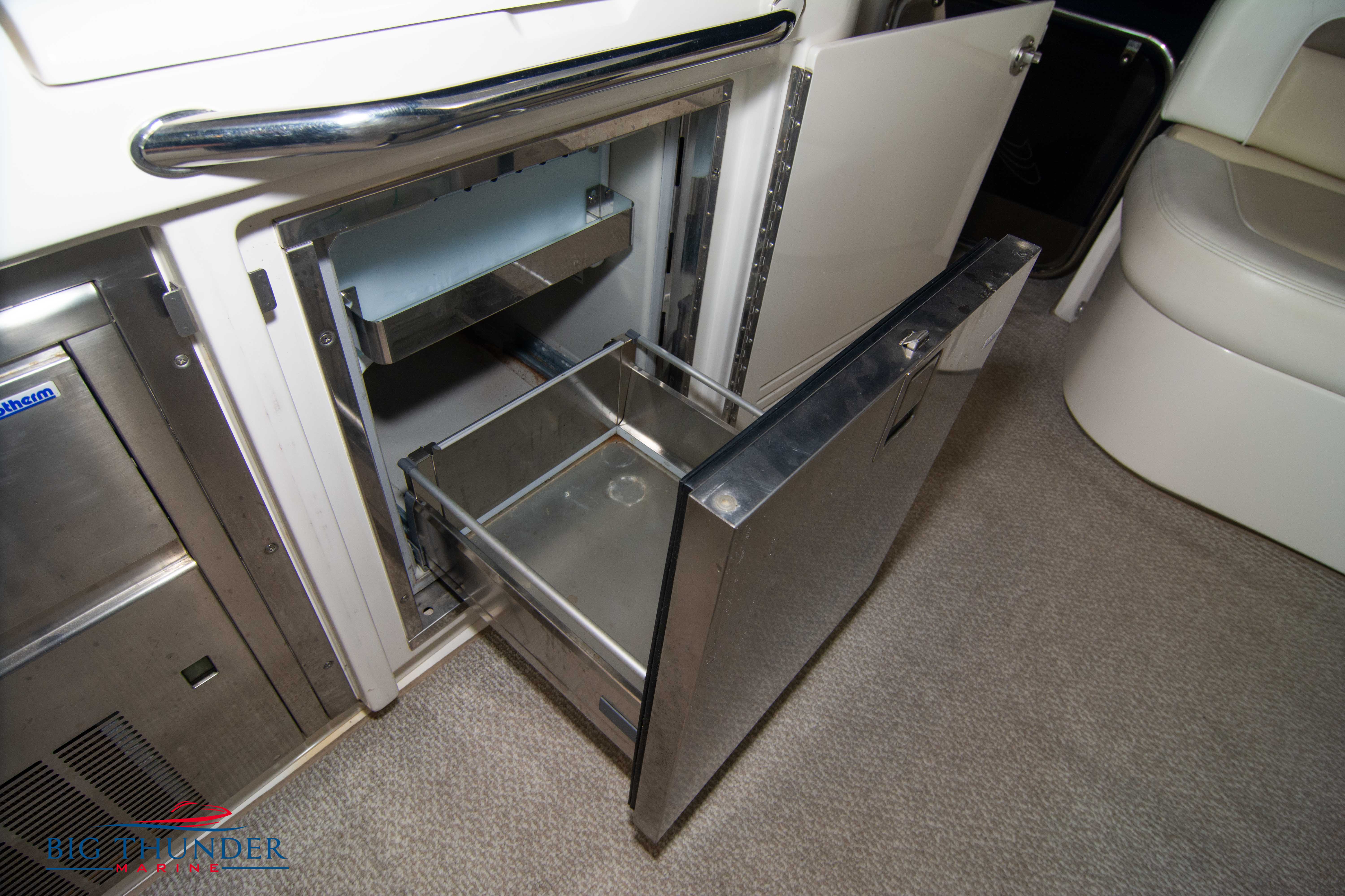 2013 Sea Ray 540 Sundancer - Image 40