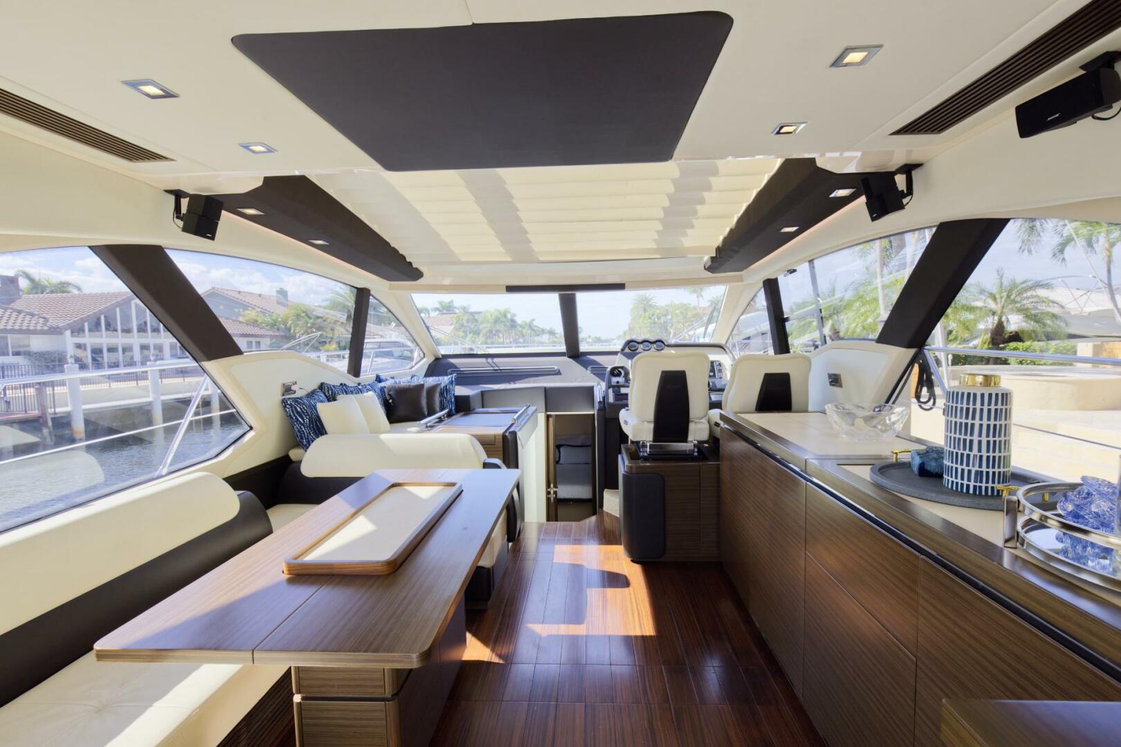 2013 Azimut 55S - Image 16
