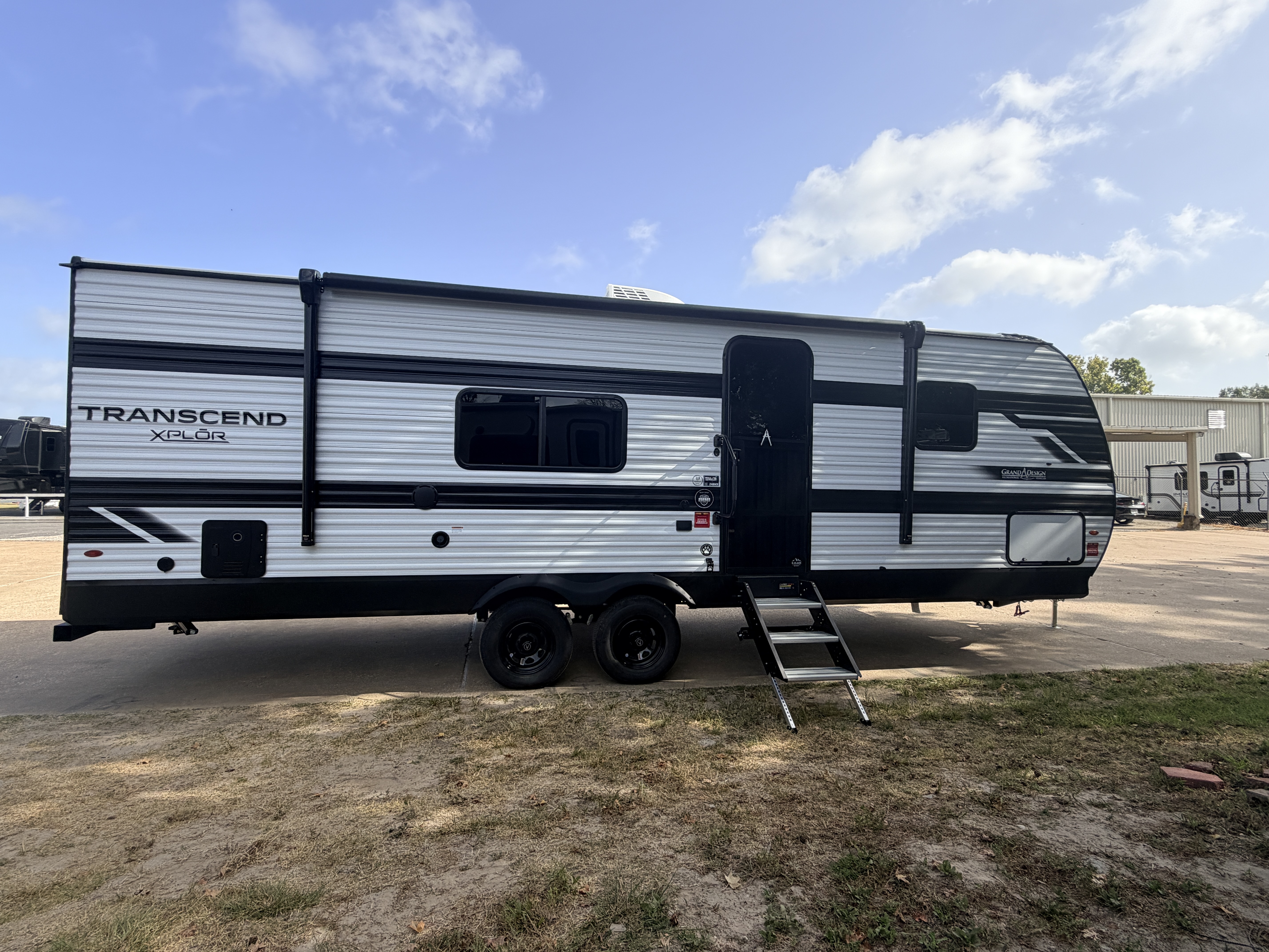 2027 Grand Design Transcend XPLOR 24BHX - Image 8