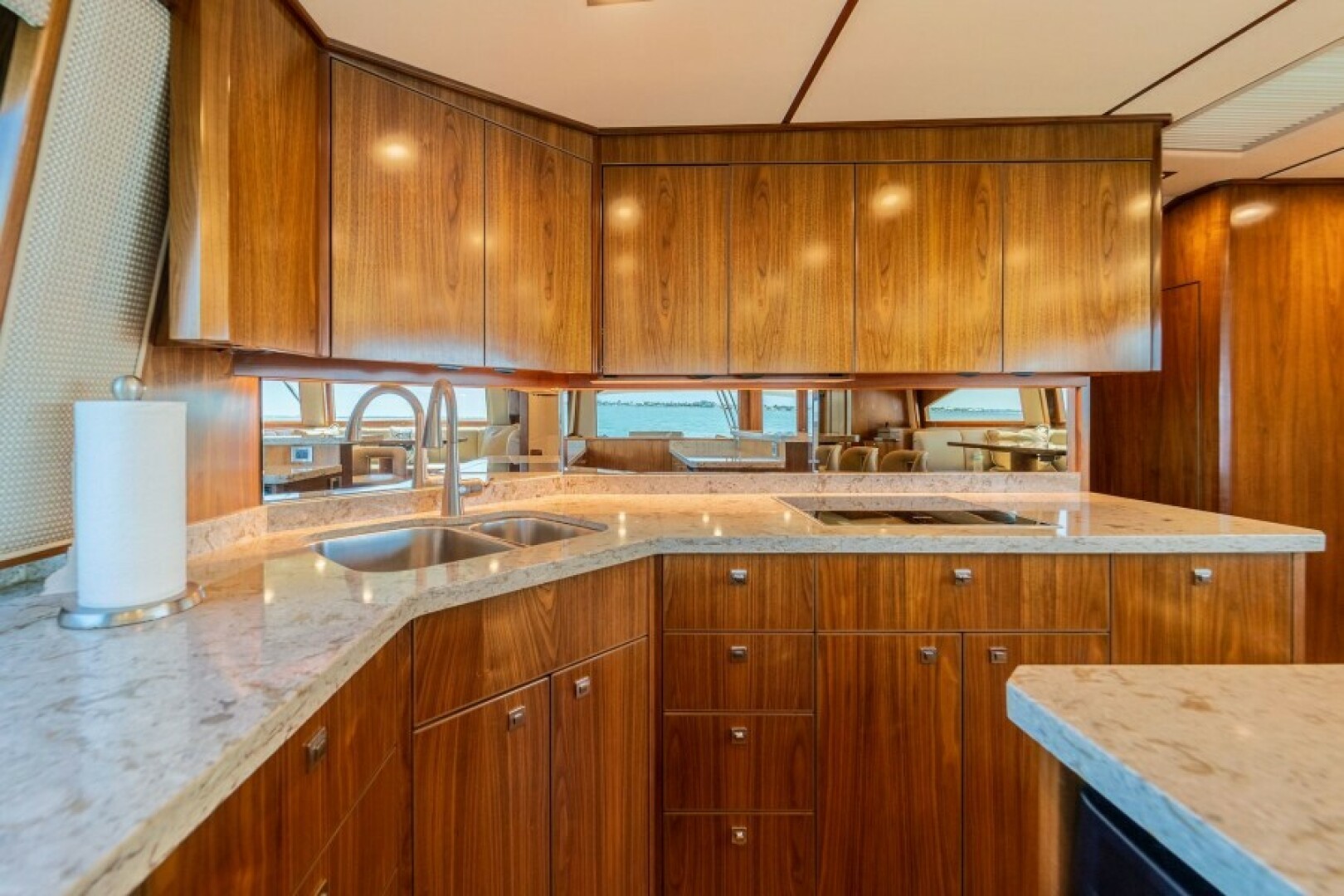2018 Viking 72 Convertible - Image 30