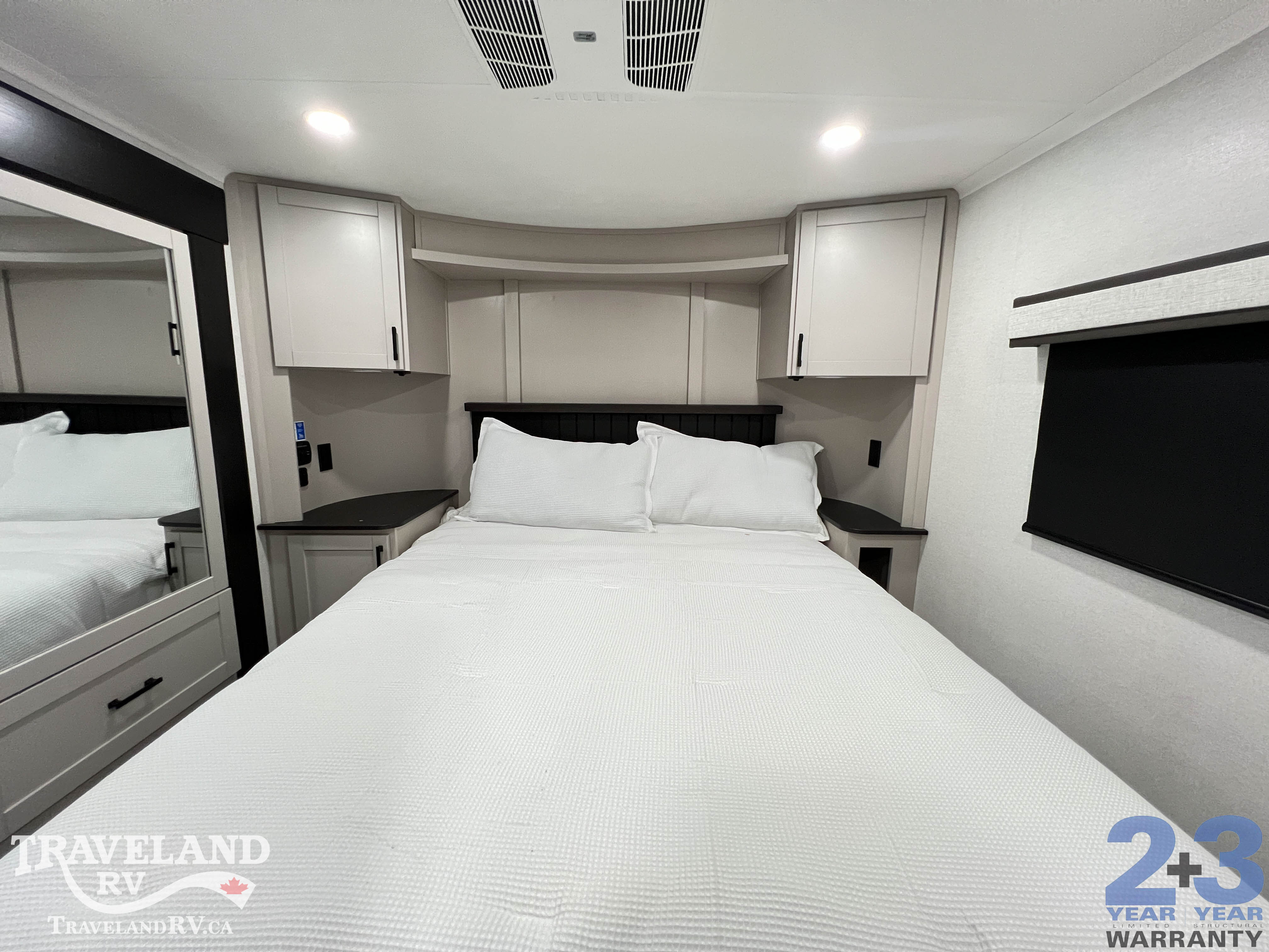 2027 Jayco Seismic 359 - Image 35