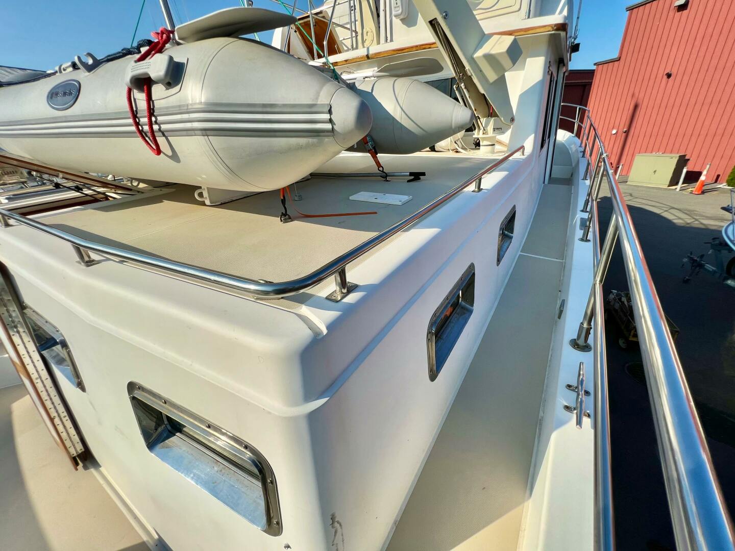 2001 Sabre Sabreline 47 Base - Image 30