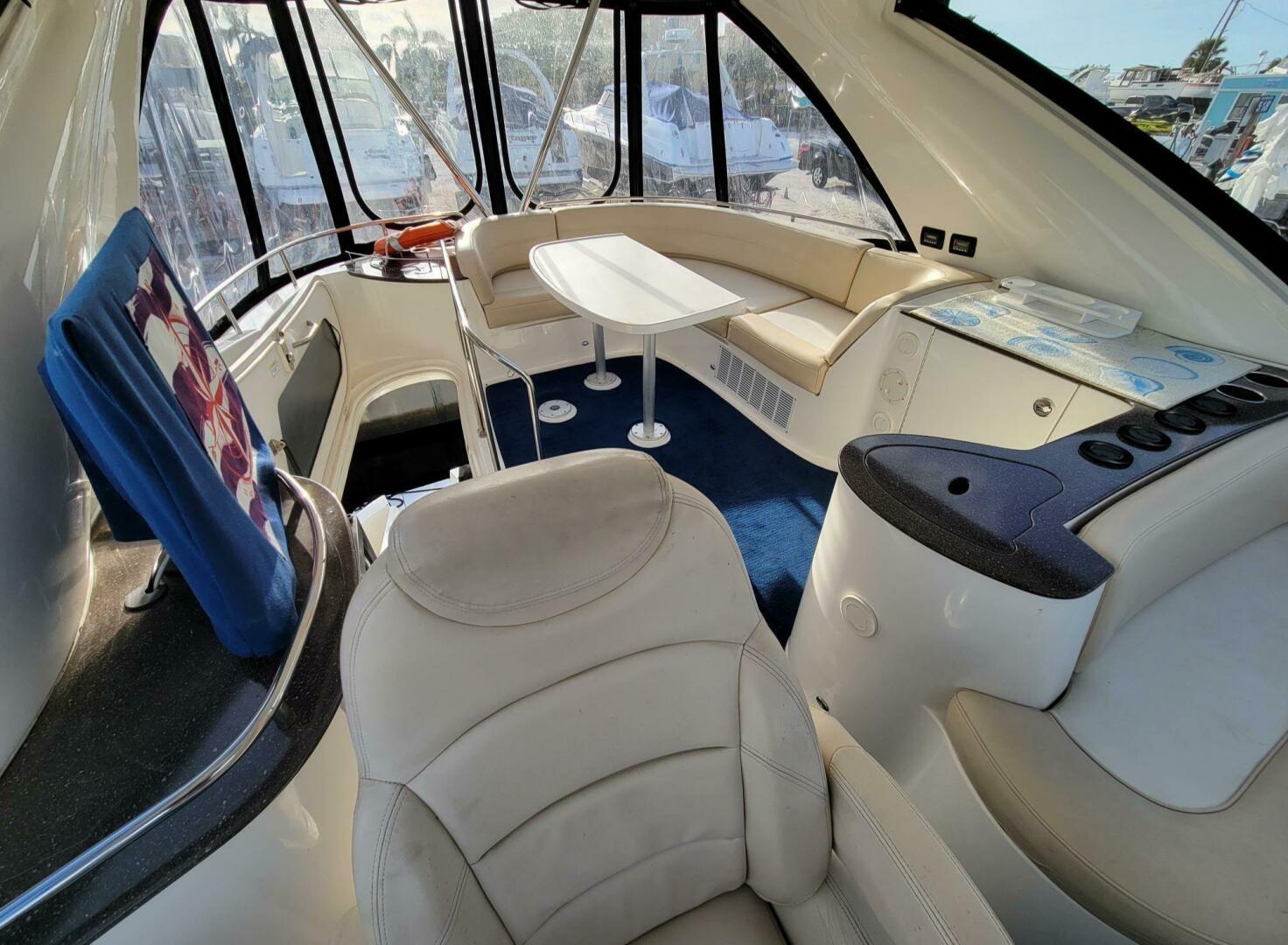 2011 Meridian 441 Sedan - Image 10