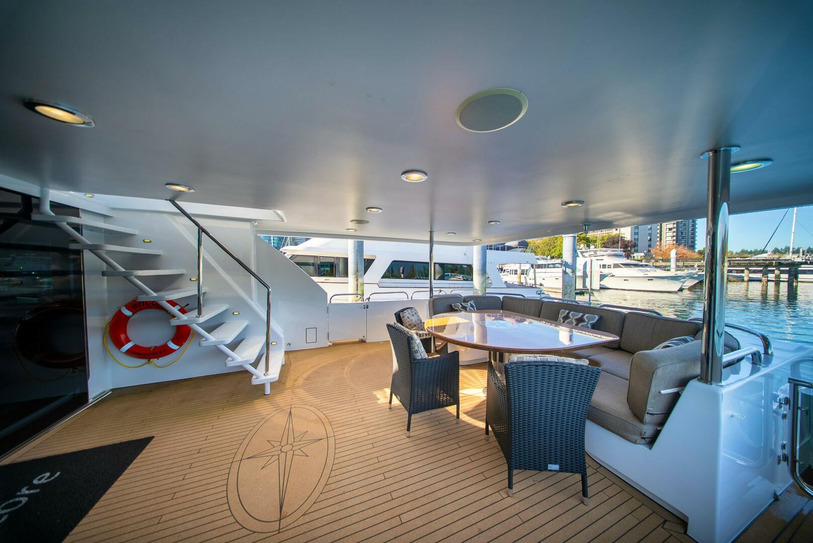 1992 Crescent Custom Yachts Custom - Image 3