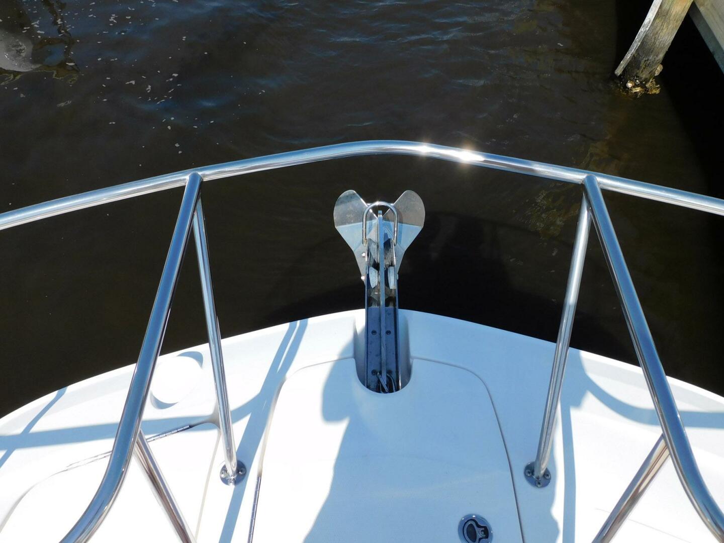 2018 Sea Ray Sundancer 320 - Image 18