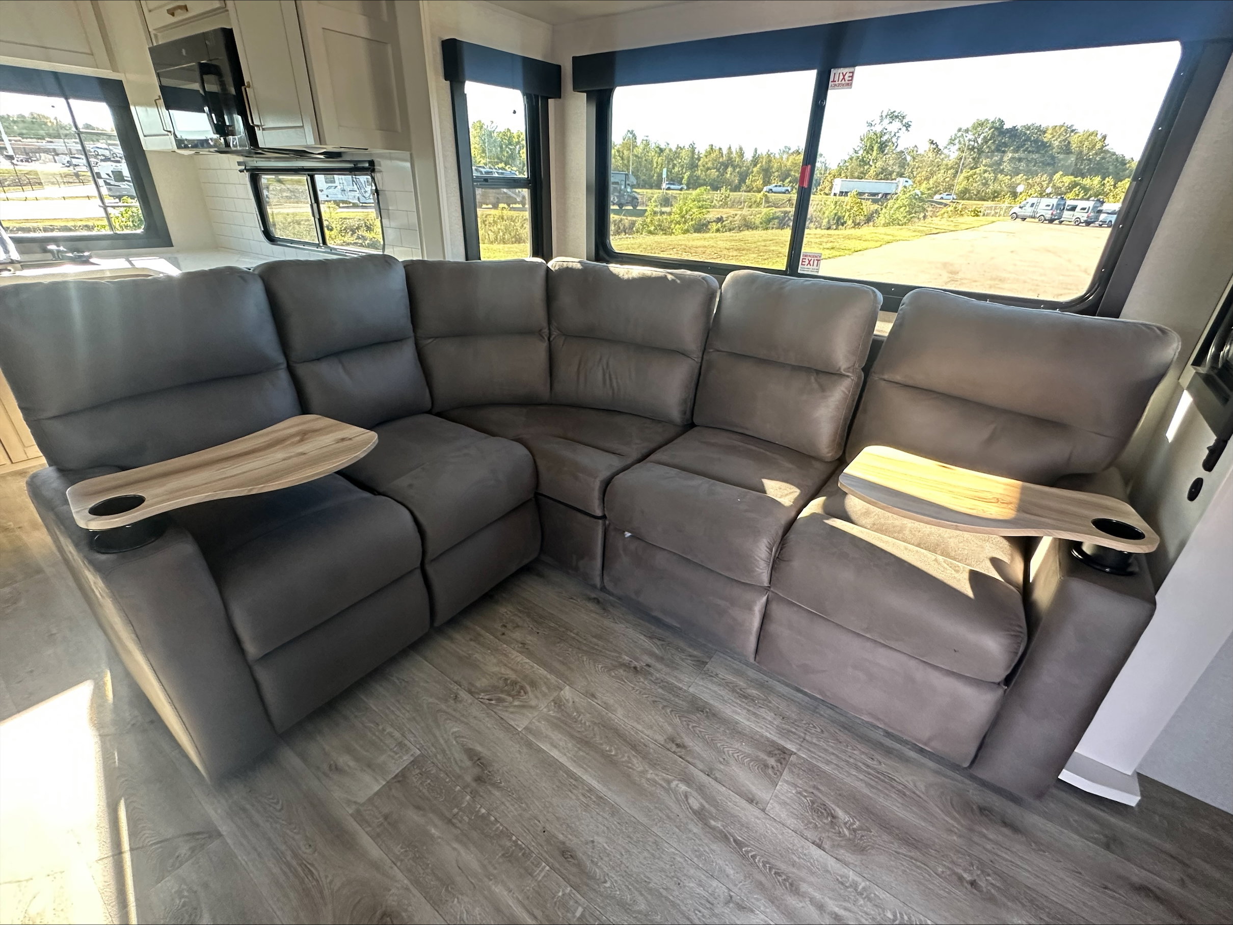 2026 JAYCO EAGLE 365UKTS - Image 18