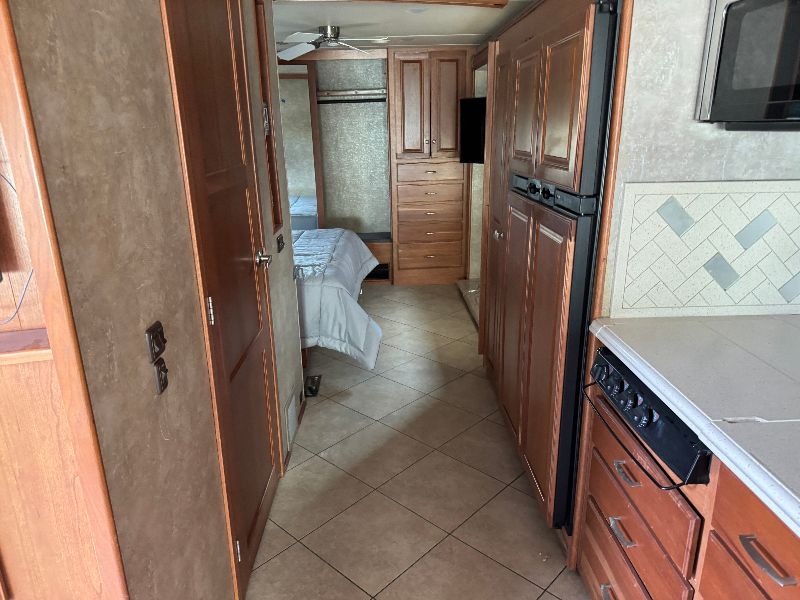 2015 Itasca Suncruiser 35P - Image 10
