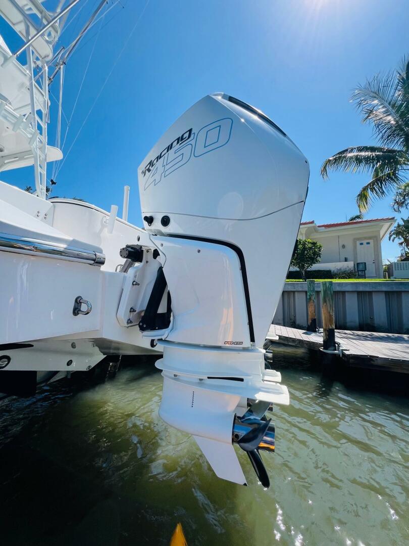 2015 Billfish 39 Custom CC - Image 32