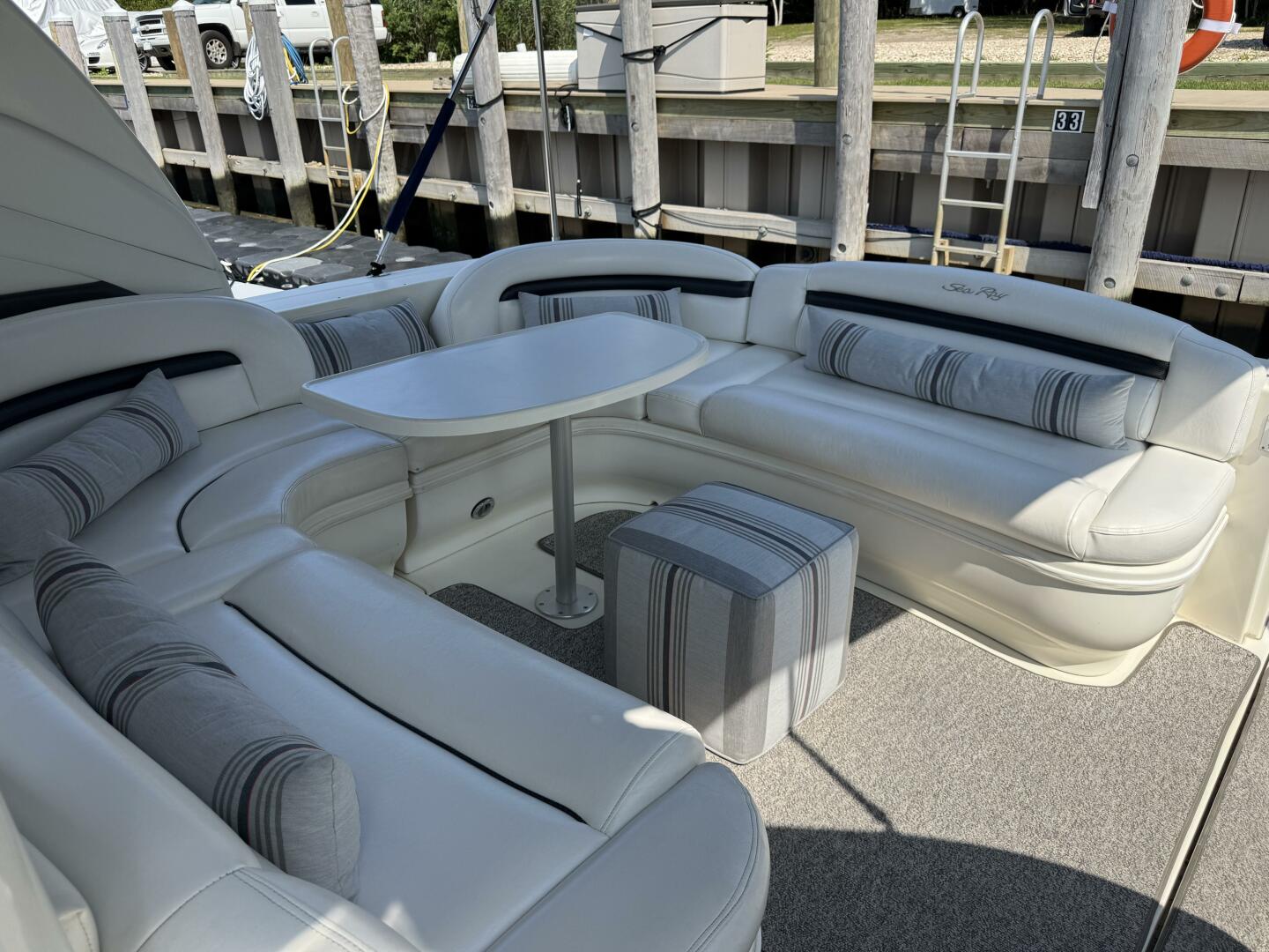 2003 Sea Ray 420 Sundancer - Image 10