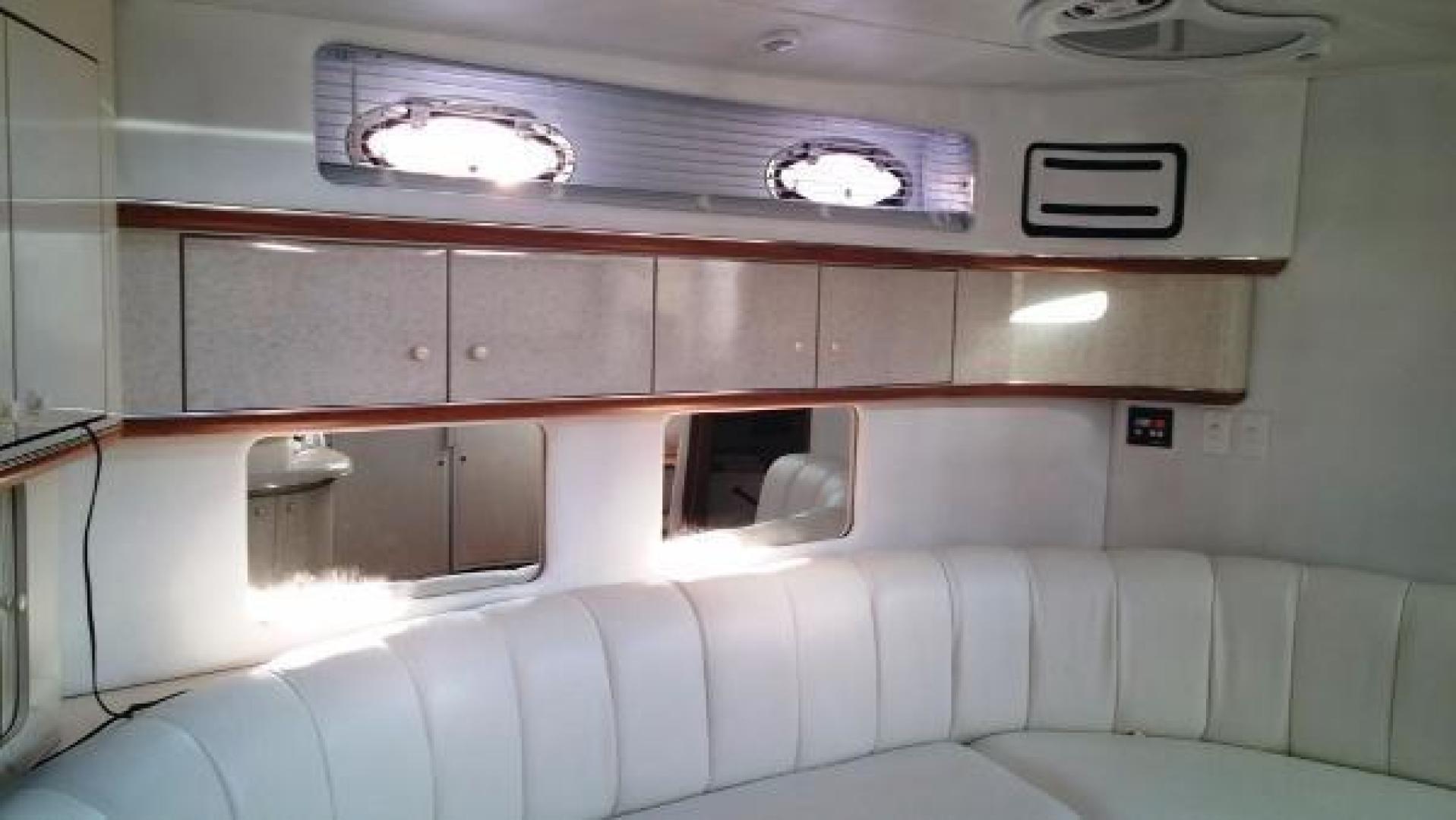 1997 Sea Ray Sundancer - Image 7