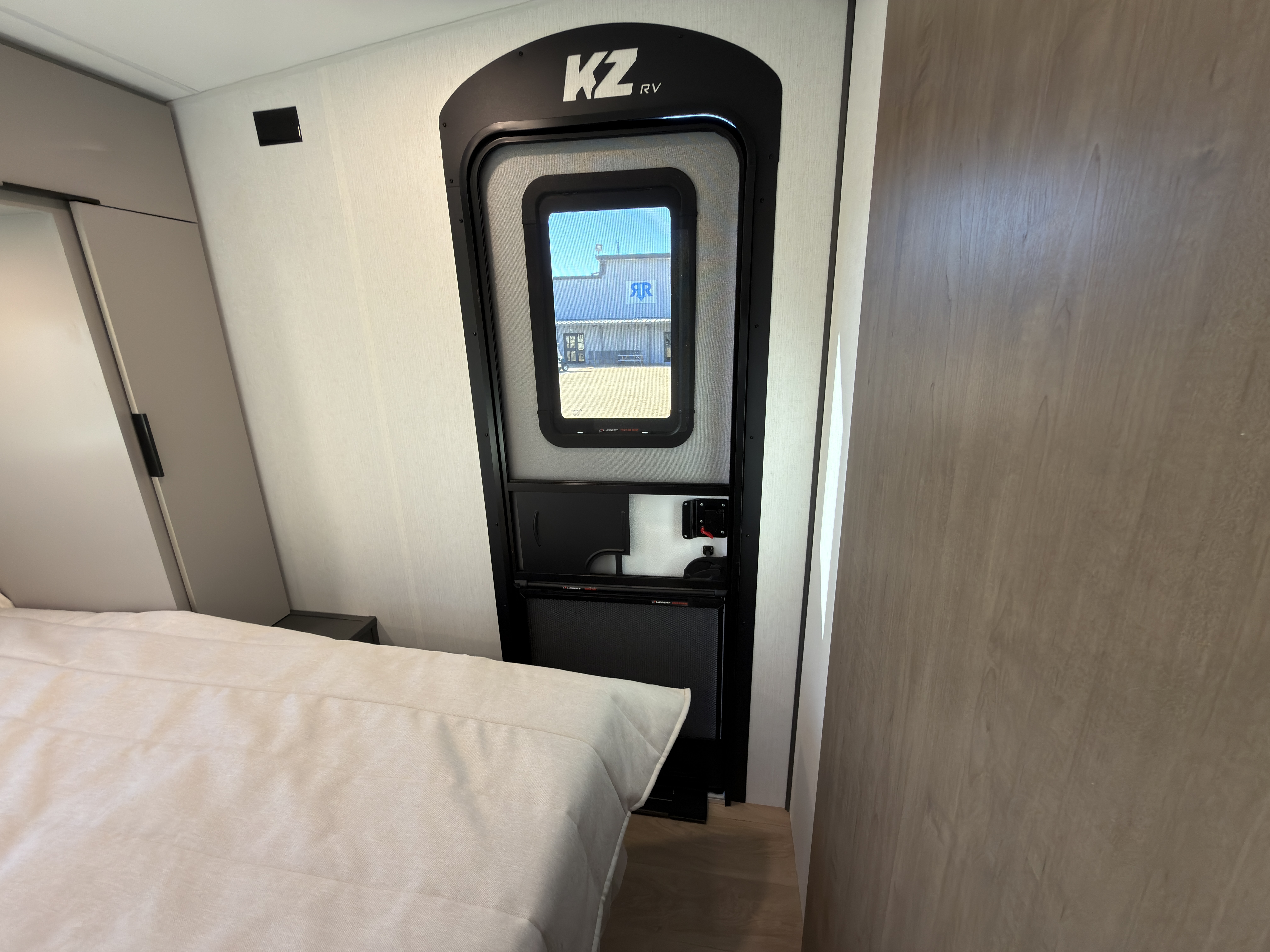 2026 KZ RV Domani 241ML - Image 18