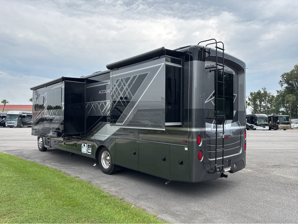 2026 ENTEGRA COACH ACCOLADE 37M - Image 4