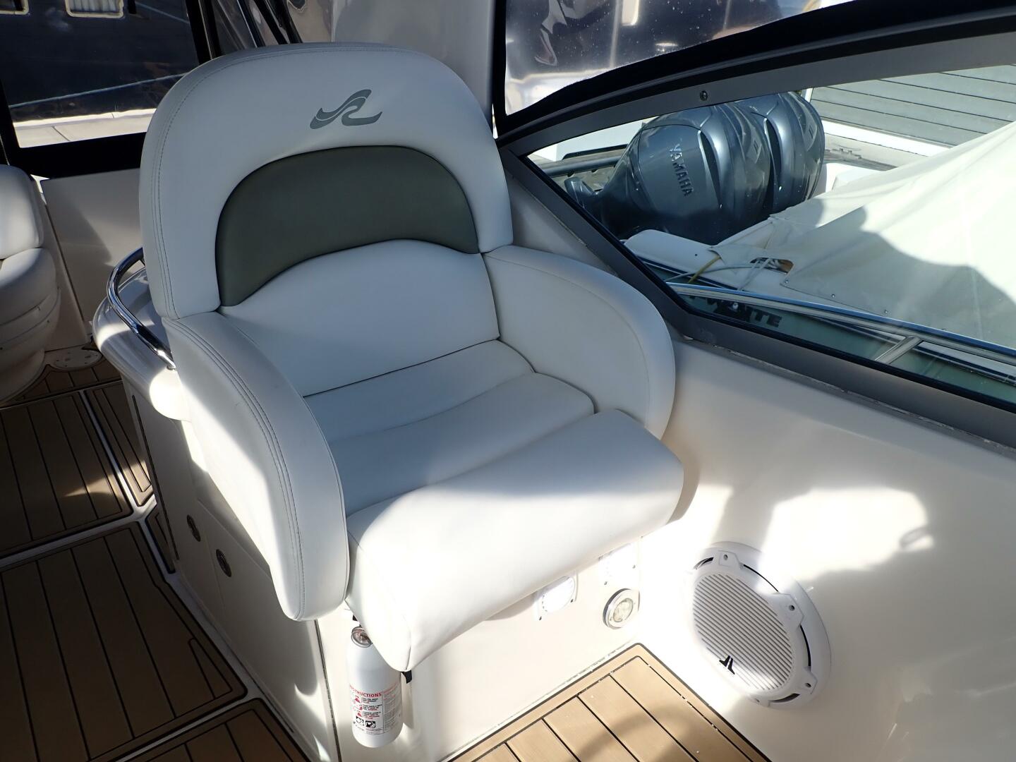 2006 Sea Ray 340 Sundancer - Image 10