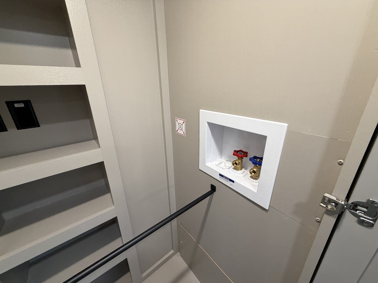 2027 JAYCO NORTH POINT 375TBDB - Image 63