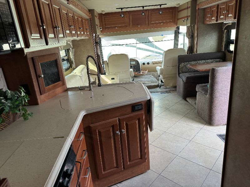 2015 Itasca Suncruiser 35P - Image 22