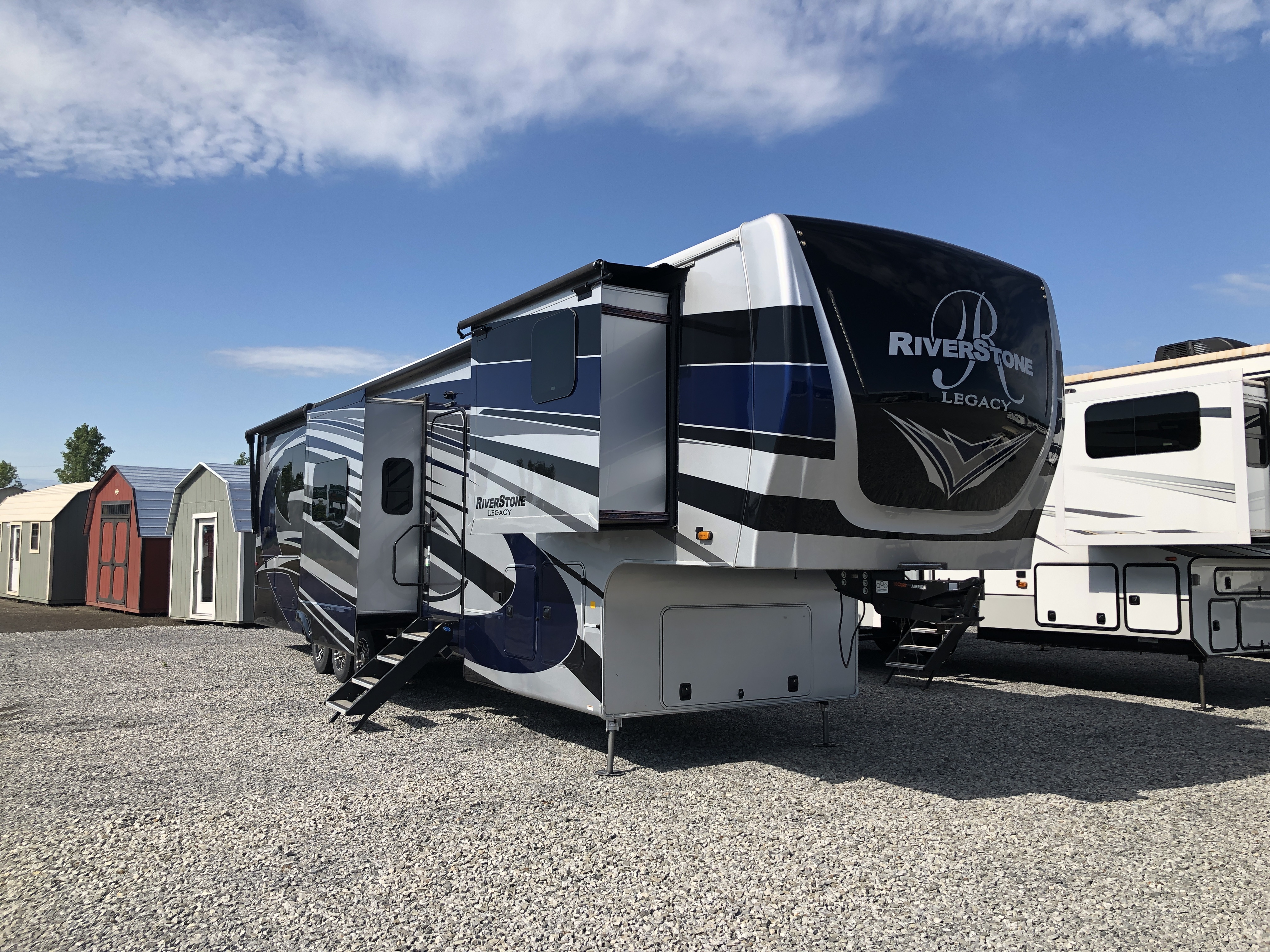 2022 Forest River RIVERSTONE 42FSKG - Image 1