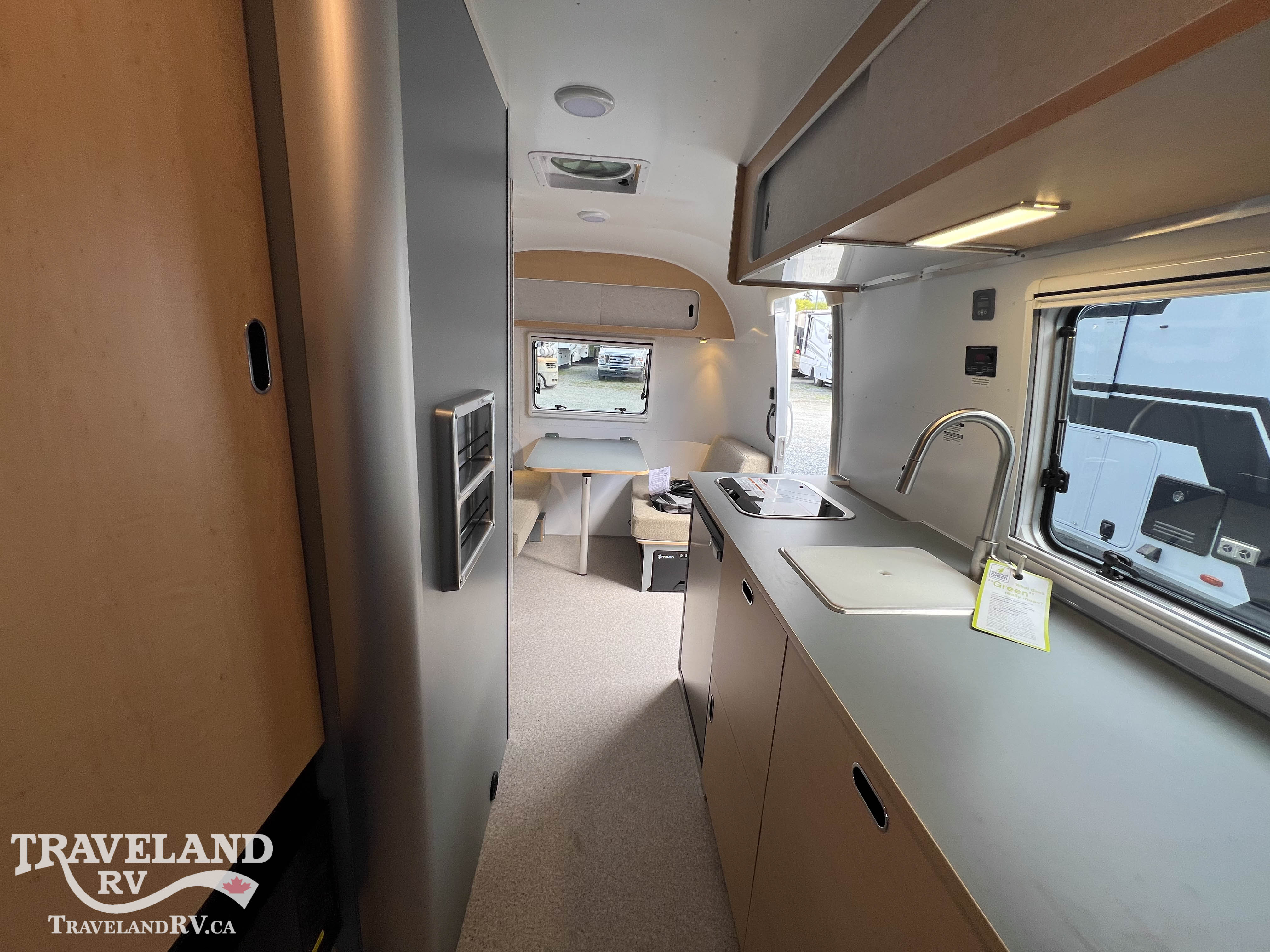 2026 AIRSTREAM 22RB WORLD TRAVELER - Image 7