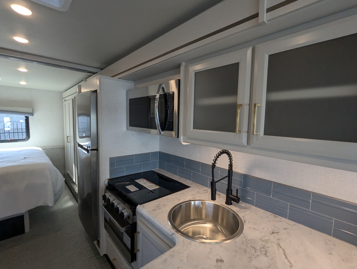 2026 Fleetwood Flair 29M - Image 21