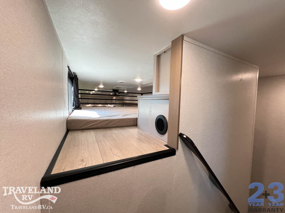 2027 Jayco Jay Flight Bungalow 404LOFT - Image 31