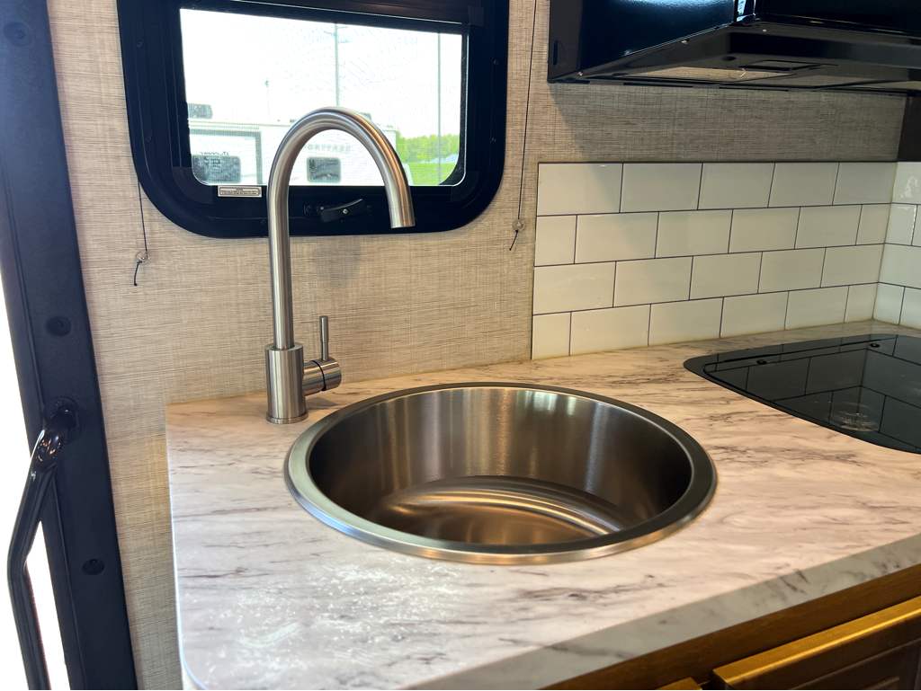 2022 JAYCO MELBOURNE 24L - Image 9