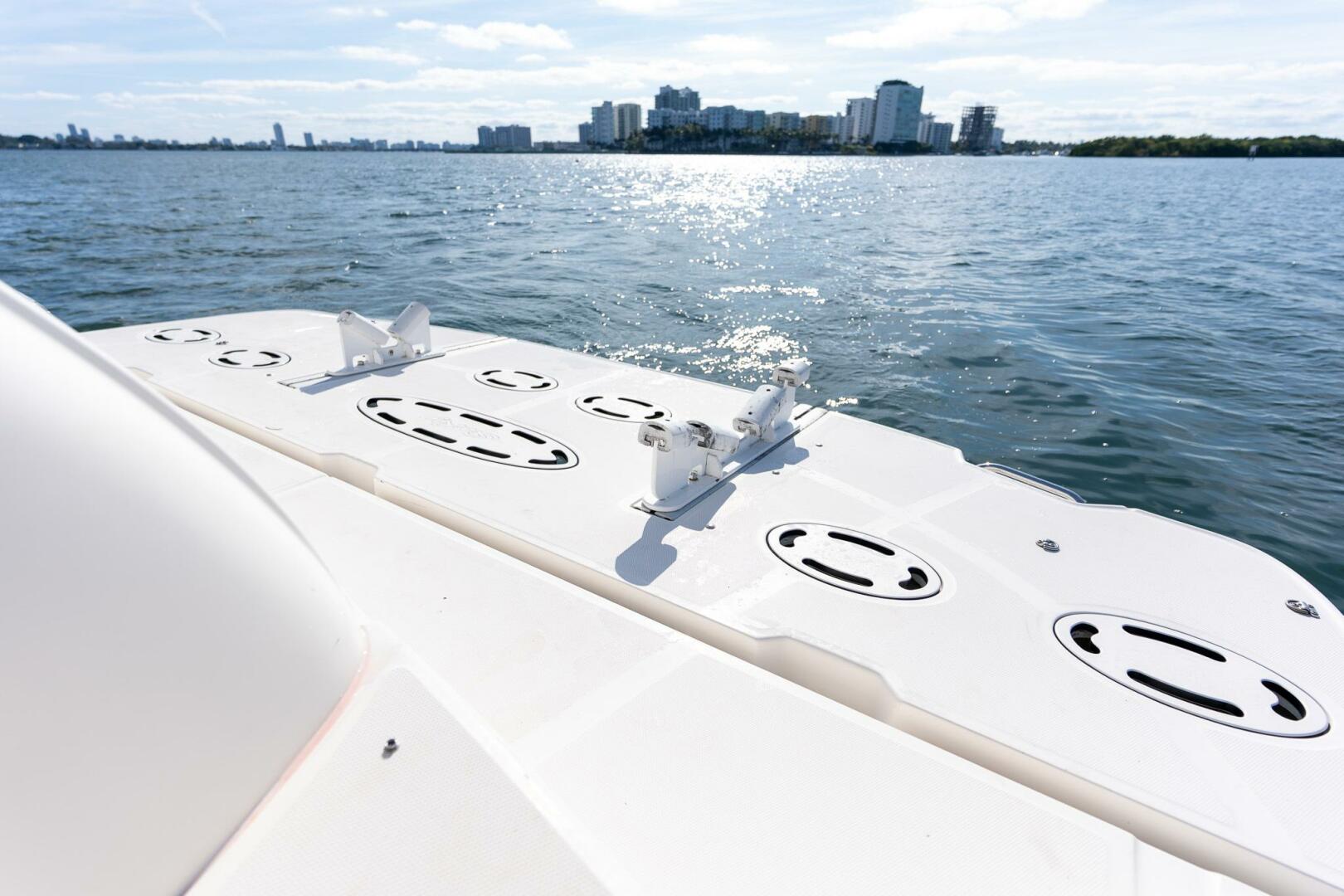2005 Sea Ray 48 Sundancer - Image 19