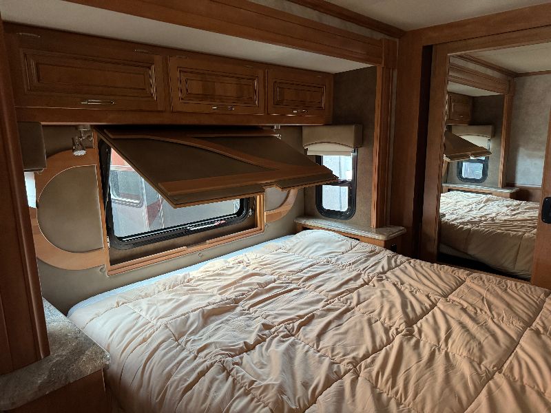 2016 Nexus Bentley 34B - Image 12