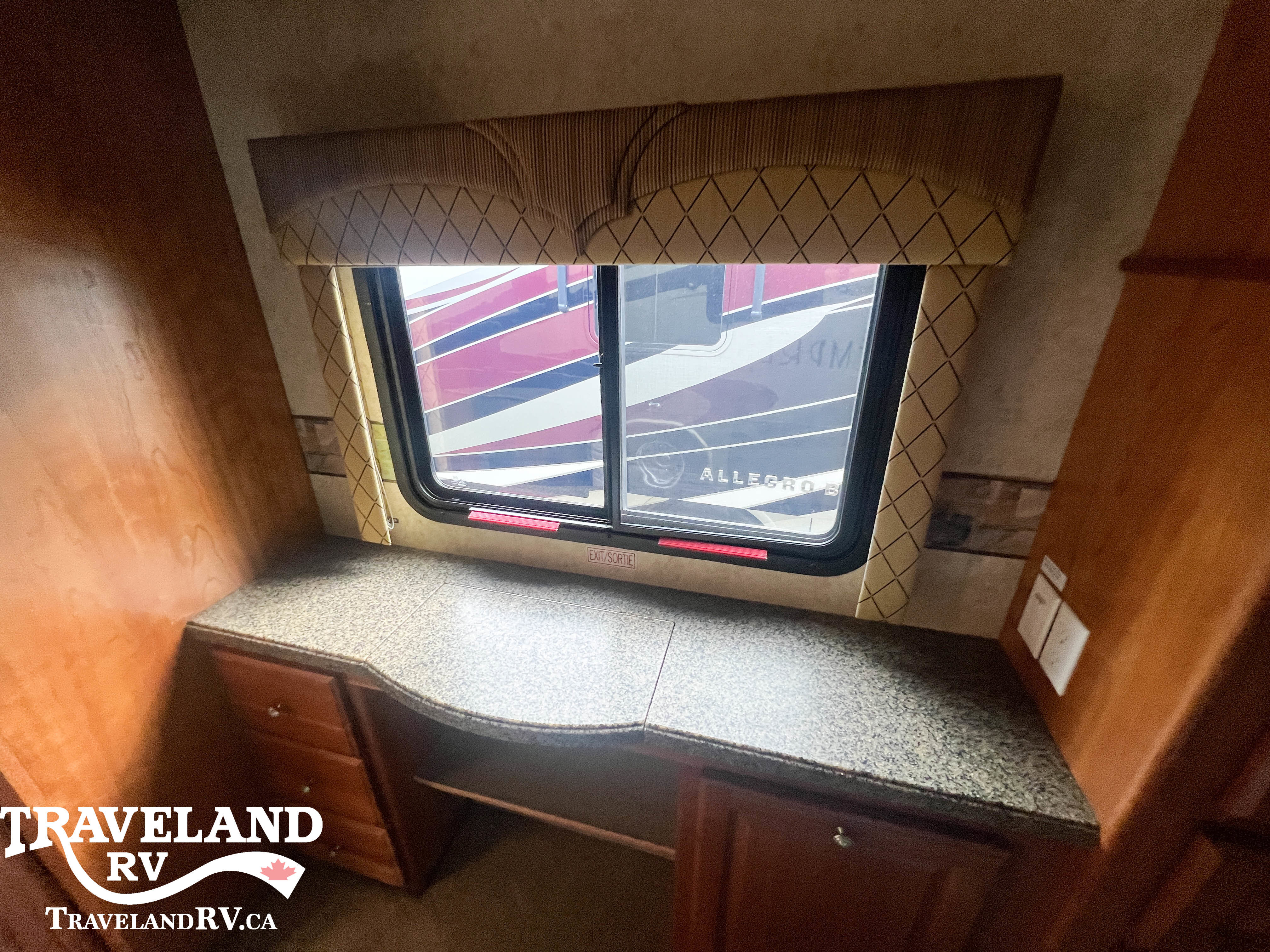 2005 TRIPLE E EMPRESS 3902FB - Image 32
