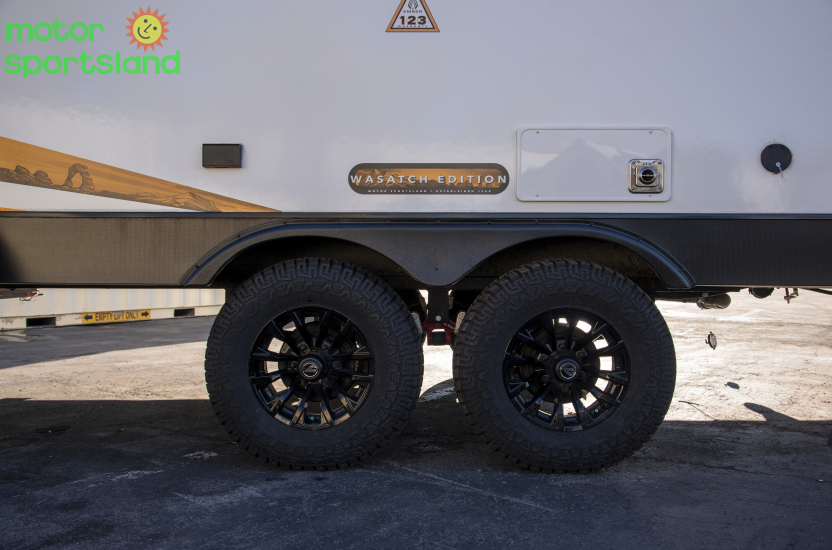 2026 Ember RV E-Series 24RLD - Image 12