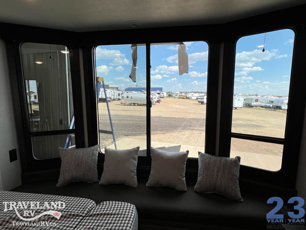 2026 Jayco Jay Flight Bungalow JayLoft - Image 17