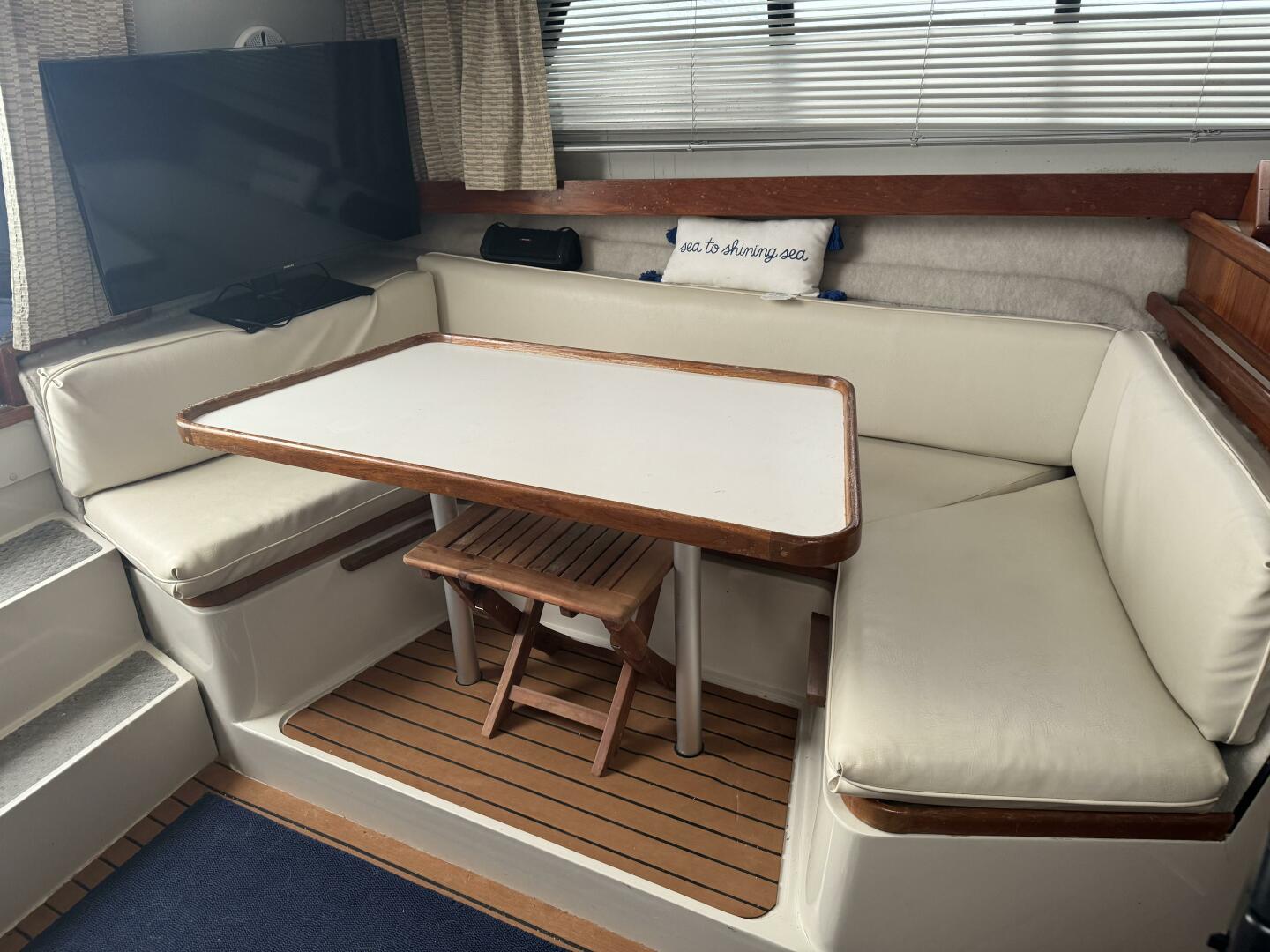 1990 Carver Mariner 3297 - Image 15