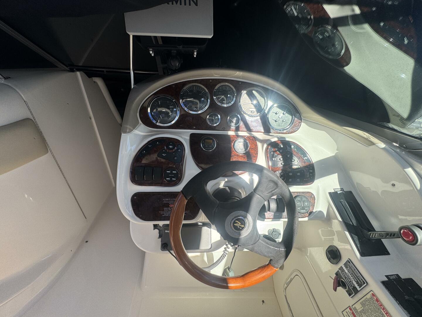 2002 Sea Ray 290 Bowrider - Image 11