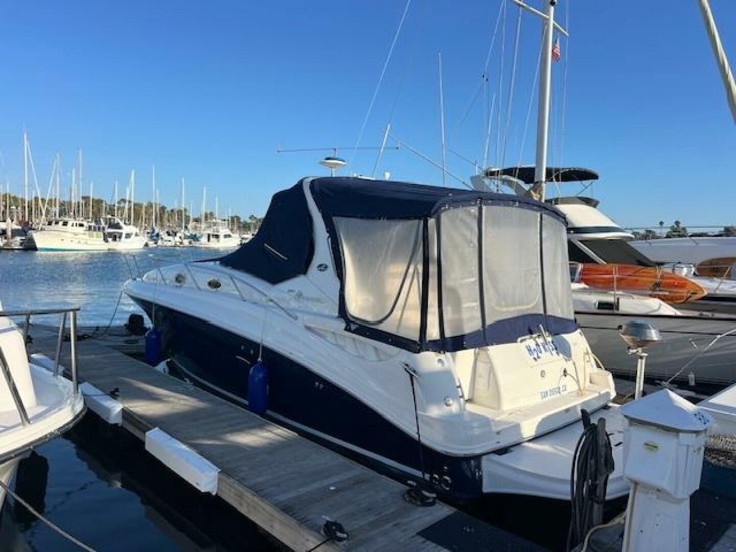 2005 Sea Ray 320 Sundancer - Image 1