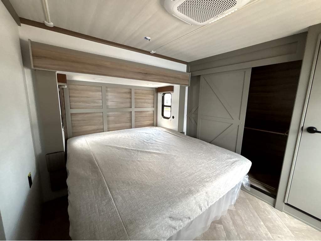 2026 Keystone SPRINTER 3590LFT - Image 23