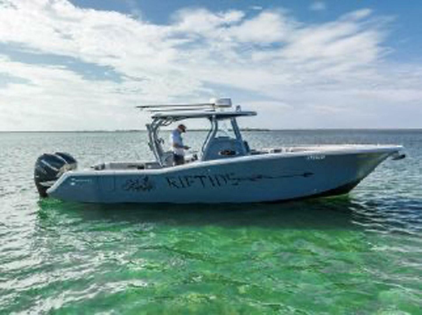 2020 Tidewater 320 CC Adventure - Image 2